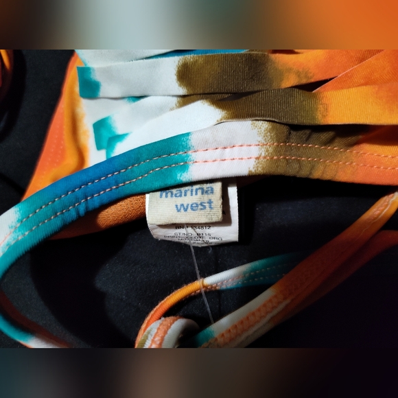 Swim top Summer Sale 🌼 - Picture 5 of 5